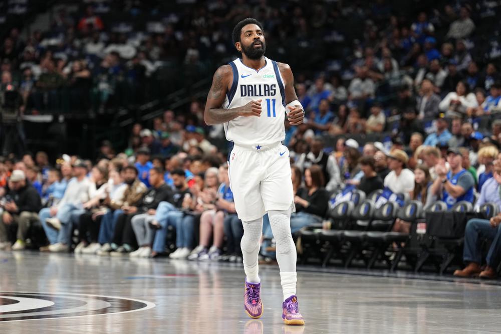 球迷忧心忡 球迷忧心忡